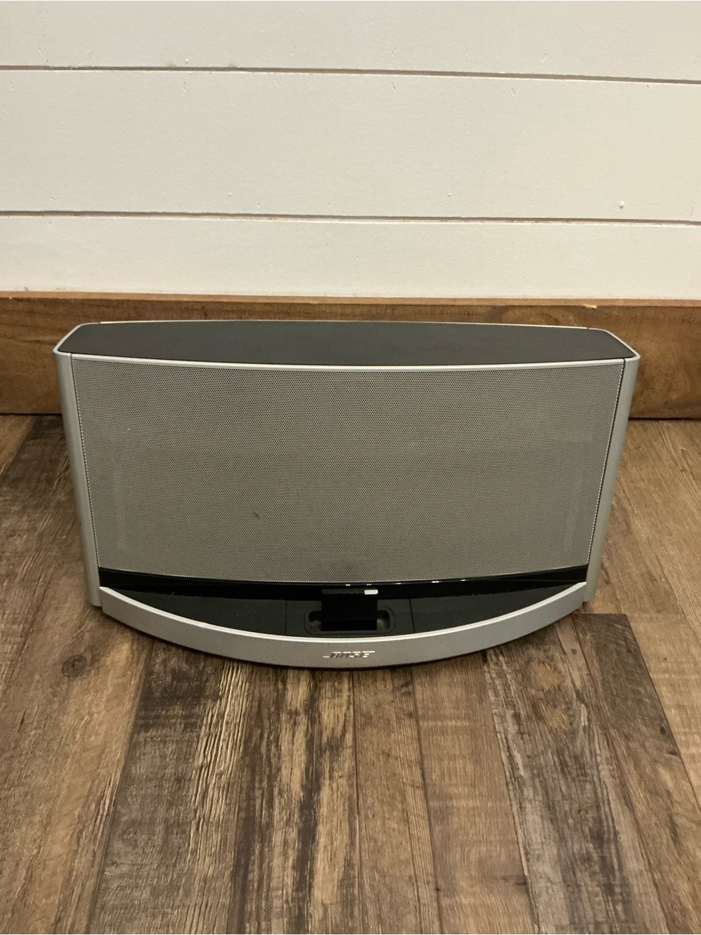 Bose SoundDock 10 Bluetooth Digital Music System Silver